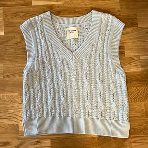 Abercrombie sweater vest